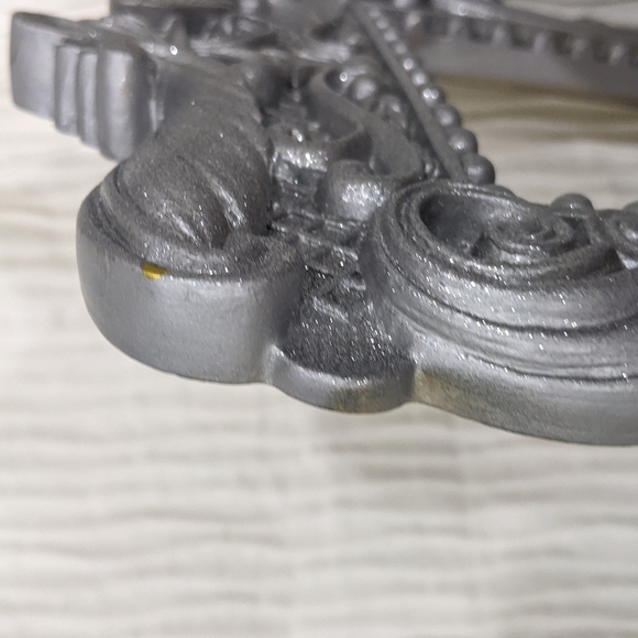 Wall-hanging Photo Frame - Picture 3 of 9